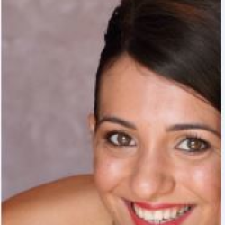 Rossella O. insegnante di Aiuto tesi