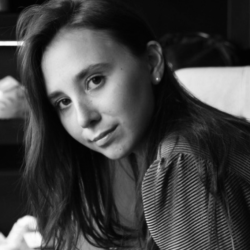 Angelica C. insegnante di Aiuto compiti