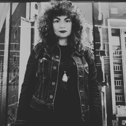 Alessandra C. insegnante di Disegno tecnico