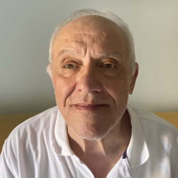 Rosario Nicola D. insegnante di Aiuto compiti
