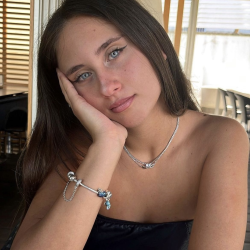 Serena M. insegnante di Aiuto compiti