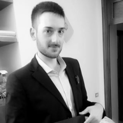 Salvatore D. insegnante di Biochimica