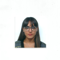 Virginia D. insegnante di Aiuto compiti