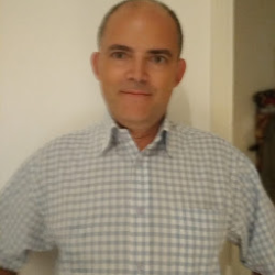 Alfonso S. insegnante di Chimica