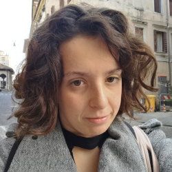Veronica T. insegnante di Aiuto compiti