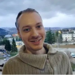 Davide A. insegnante di Aiuto compiti