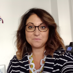 Amalia D. insegnante di Aiuto compiti