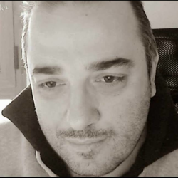 Valerio L. insegnante di Aiuto compiti