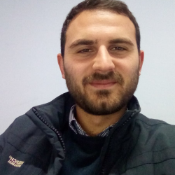 Davide M. insegnante di Geografia