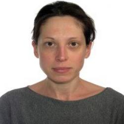 Sandra L. insegnante di Aiuto compiti