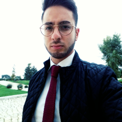 Angelo S. insegnante di Aiuto compiti