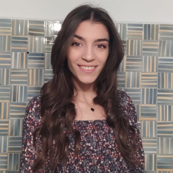 Roberta M. insegnante di Anatomia 1