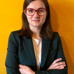 Ilaria V. insegnante di Aiuto compiti