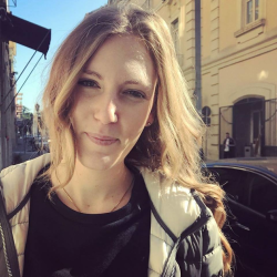 Ilva S. insegnante di Aiuto compiti
