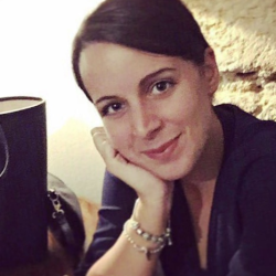 Chiara B. insegnante di Aiuto tesi