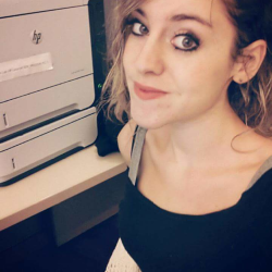 Alice M. insegnante di Aiuto compiti