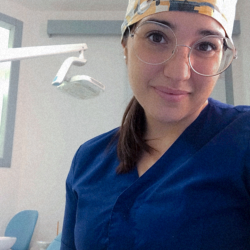 Francesca R. insegnante di Biologia