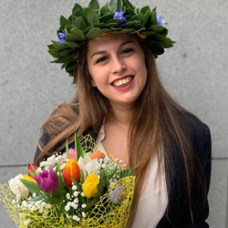 Francesca E. insegnante di Aiuto compiti