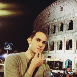 Angelo C. insegnante di Aiuto compiti