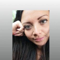 Daiana A. insegnante di Diritto