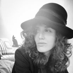 Carolina G. insegnante di Aiuto tesi