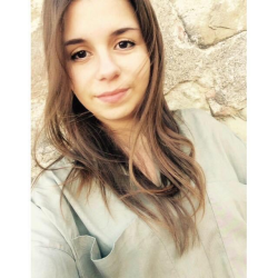 Alessia M. insegnante di Aiuto compiti