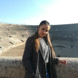 Rachele A. insegnante di Aiuto compiti