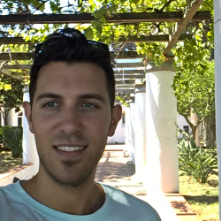 Andrea C. insegnante di Aiuto compiti