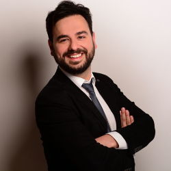 Antonio A. insegnante di Disegno industriale
