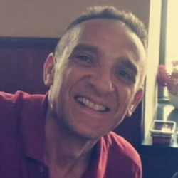 Elio R. insegnante di Aiuto compiti