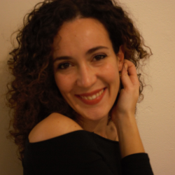 Elisa T. insegnante di Francese