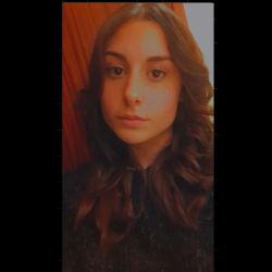 Clarissa Elena P. insegnante di Aiuto compiti