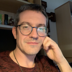 Andrea B. insegnante di Aiuto compiti