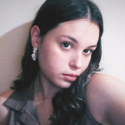 Paola D. insegnante di Aiuto compiti