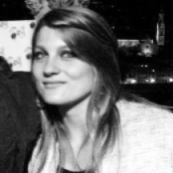 Elena C. insegnante di Disegno artistico