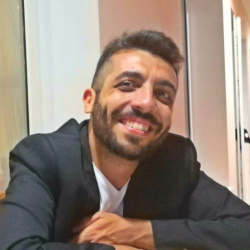 Enrico O. insegnante di Aiuto compiti