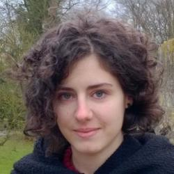 Giulia S. insegnante di Greco