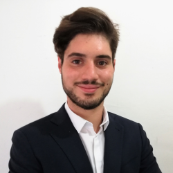 Simone P. insegnante di Diritto civile