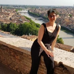 Selene Z. insegnante di Filosofia