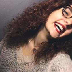 Zoe B. insegnante di Aiuto compiti