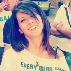 Erika R. insegnante di Chimica