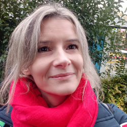 Monia M. insegnante di Aiuto compiti