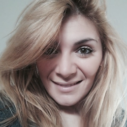 Maria Giovanna S. insegnante di Aiuto compiti