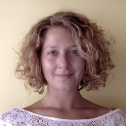 Roberta M. insegnante di Disegno tecnico