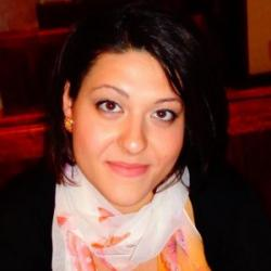 Liliana  I. insegnante di Aiuto compiti