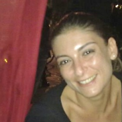 Romina F. insegnante di Diritto civile