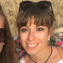 Antea Z. insegnante di Aiuto compiti