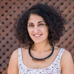 Arianna L. insegnante di Aiuto compiti