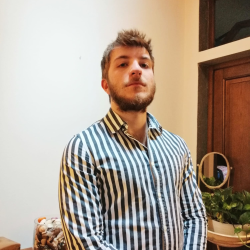 Lorenzo C. insegnante di Francese