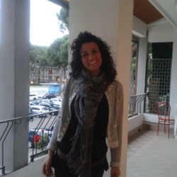 Daniela G. insegnante di Aiuto tesi